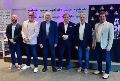 Tomás Mayer-Wolf, Martín O'Connor, Carlos López Puccio, Roberto Antier, Jorge Maronna y Horacio Turano, integrantes del grupo Les Luthiers. Este fin de semana presentarán "Viejos Hazmerreíres" en el BCP.
