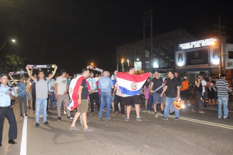 Cierre de rutas en la ciudad de Villarrica.