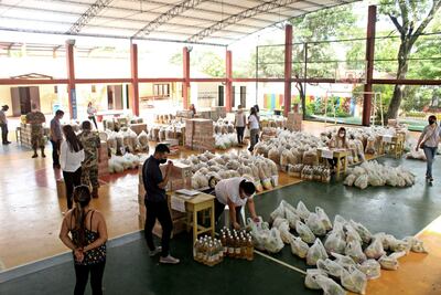 Entrega de almuerzo y merienda escolar en Ñeembucú