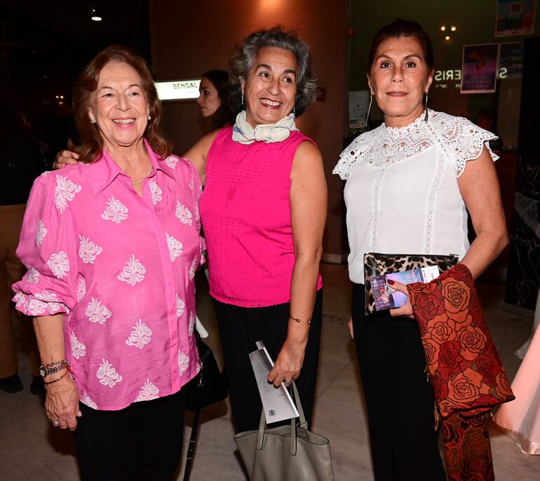 Blanca Mersán, Liz y María Eugenia Fernández Casabianca.