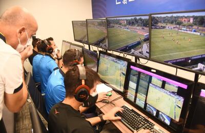 Capacitación de árbitros y árbitras en la Conmebol