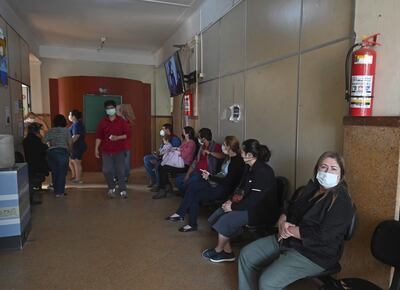 Gustavo Machado 22-04-2022 LocalesVacunatorio covid en el Ministerio de Salud Publica,Brasil y Manuel Dominguez