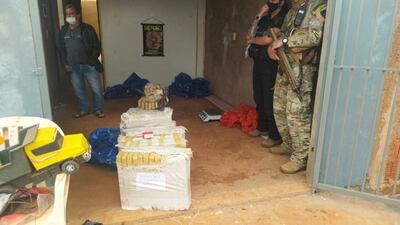 Incautan 145 kilos de marihuana en varios allanamientos.