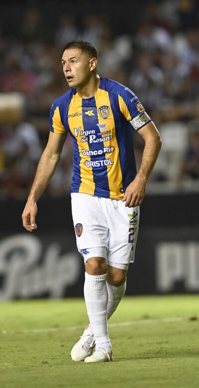 Pablo Aguilar (02/04/87), capitán del Sportivo Luqueño.