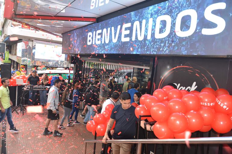 Una gran fiesta de descuentos se tendrá en Nissei hasta este martes 15 de noviembre.