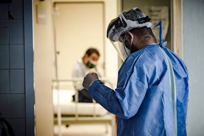 Comunidad científica sigue con sus investigaciones para hallar una vacuna, mientras Argentina suma casos.