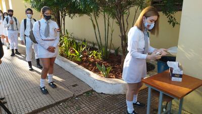 El Ministerio de Salud deberá emitir un protocolo para el inicio de las clases presenciales en modo covid-19.