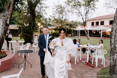 Muy enamorados dieron el "si, quiero" Andreas Paats Casabianca y Cielito Alonso Samudio.