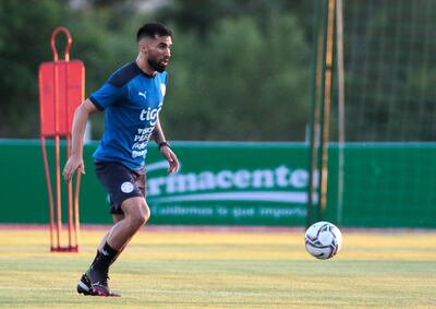 Alberto Espínola vuelve al equipo titular de Paraguay.