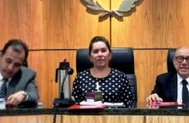 La Zunilda Martínez y sus pares Marino Méndez y Herminio Montiel, integraron el Tribunal que dictó el fallo condenatorio.