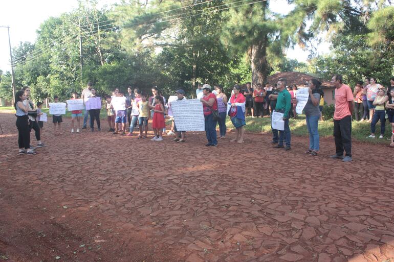 Manifestaciones en Natalio.