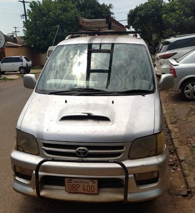 Vehículo baleado que usan técnicos del servicio tercerizado de ANDE en Pedro Juan Caballero.