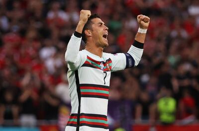 Cristiano Ronaldo anotó dos goles para la victoria de Portugal sobre Hungría.