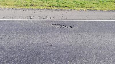 La fiscalizadora de la obra no encontró defectos, pese a que la nueva ruta exhibe numerosos baches y se teme que se convierta en otra Transchaco.