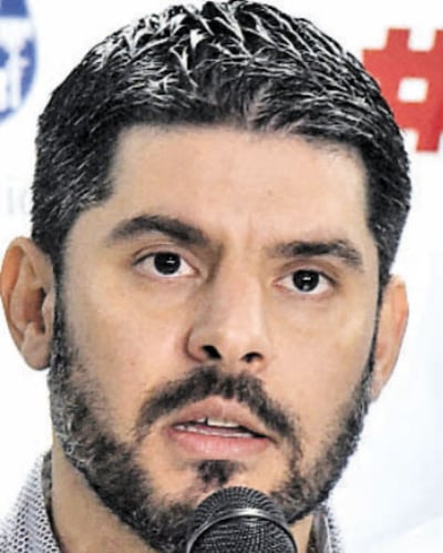 Óscar “Nenecho” Rodríguez (ANR, cartista) habría permitido que los contratos terminen en las mismas manos.