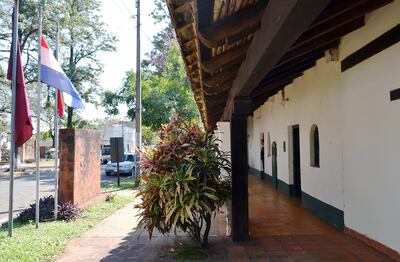 Galería de la antigua casona donde funciona el Museo Municipal Semblanza de Héroes.