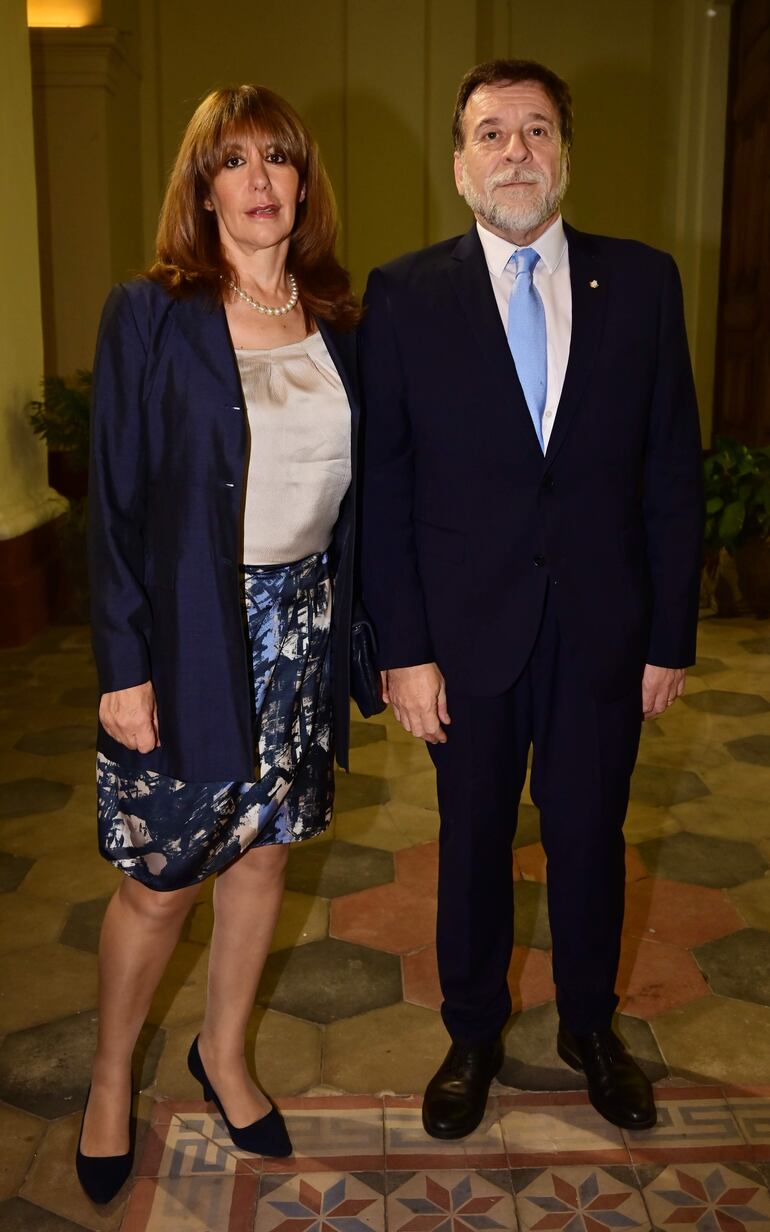 Mónica Castro y Fernando Vallina.