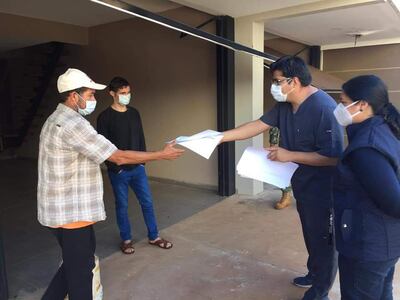 Los albergados recibieron el certificado de alta, con el que pudieron regresar a sus hogares.