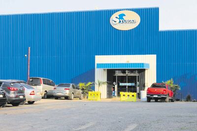 En el showroom de Luque, la gente puede encontrar variedad de productos, además de piscinas.