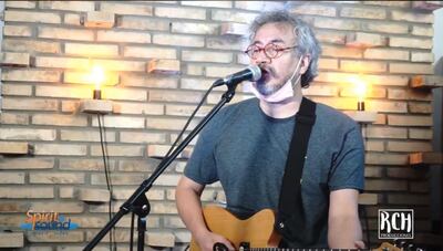 Rolando Chaparro ofreció ayer un concierto a través de la web.