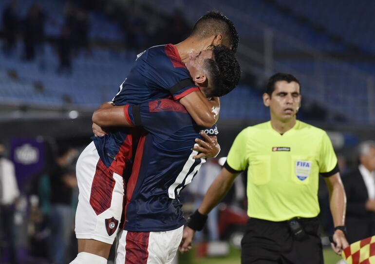 /pf/resources/images/abc-placeholder.png?d=2402