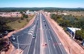 Rutas del Este habilitó el tramo duplicado de la ruta PY02 desde Ypacaraí hasta Caacupé.