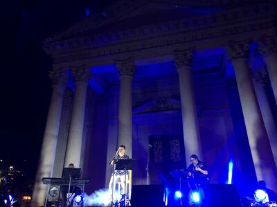 Ricardo Flecha cierra gira de la guarania frente al Panteón de los Héroes