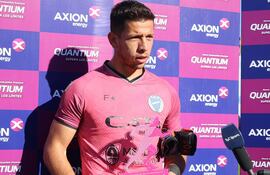 Juan Espínola, 26 años, golero paraguayo de Godoy Cruz.