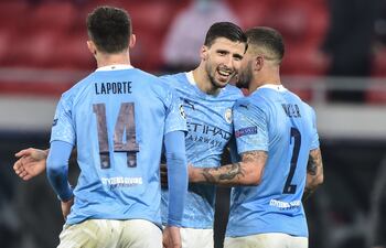 Manchester City logró una victoria en el partido de ida de los octavos de Champions
