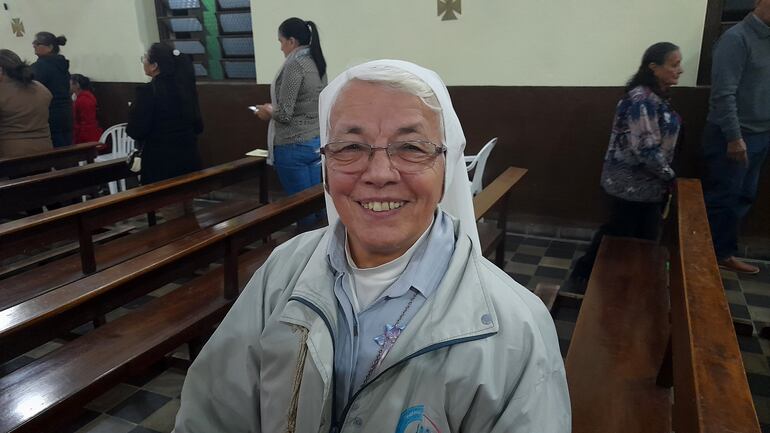 Sor Auxilio Mariòn, italiana quien cumplio 60 años de profesiòn religiosa.