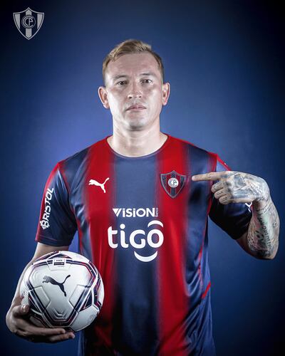 Fernando Fabián Fernández Acosta (30 años), con la casaca azulgrana desde ayer.