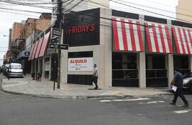 Distintos factores desencadenan en el cierre de más locales en el centro (foto), como la alta inseguridad y otros. Así, aumenta la oferta de alquileres.