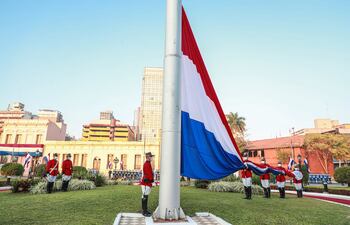 Los festejos se iniciaron hoy con los actos protocolares en Palacio de Gobierno.