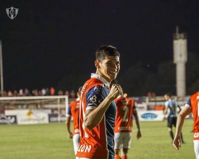 Robert Morales el primer tanto de Cerro Porteño contra Guaireña en el Parque del Guairá.