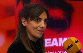 Paz Encina en el preestreno de "EAMI" en nuestro país, este martes en Cinemark.