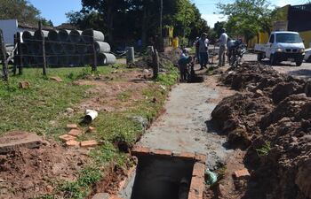 La CGR sugiere recuperar G.27.155.000 de la empresa Daniel Ortellado Martínez, por obras varias de desagüe fluvial realizadas en diferentes barrios.