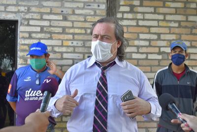 legal de la firma LMJ S.A, Abog. Enrique Ferreira.