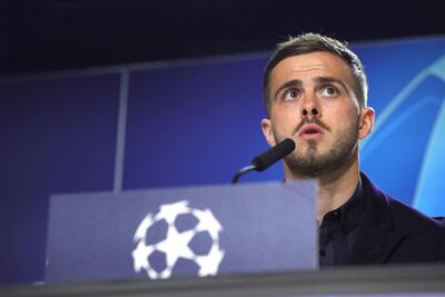 Pjanic seguirá en la Juve hasta el final de la temporada.