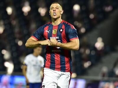 Diego Churín celebrando el gol que había anotado ante Sportivo Luqueño