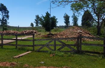 El puesto de salud que fue destruido en la compañía Arazapé.