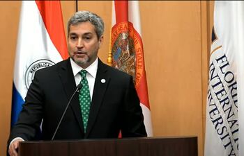 Mario Abdo Benítez, durante su alocución en el Centro Adam Smith para la Libertad Económica, en la Universidad Internacional de Florida, Miami.