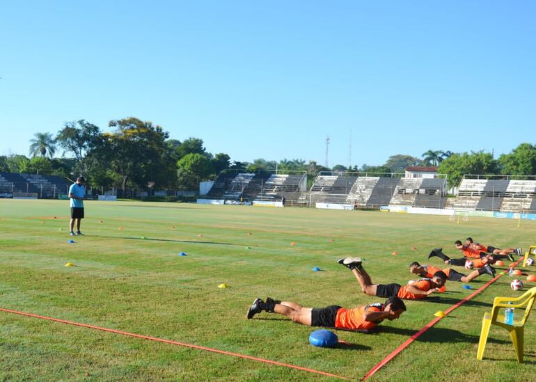 Jugadores de Santaní en la primera movilización