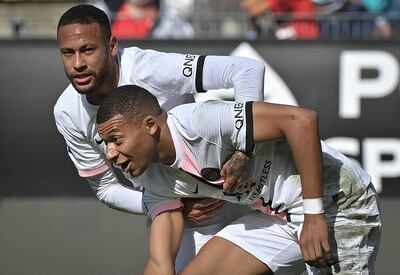 Según su representante, Mbappé negocia con el PSG.