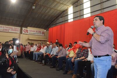 El vicepresidente Hugo Velázquez durante su discurso este viernes en Encarnación.