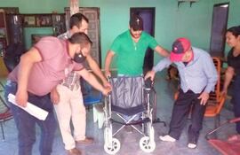 Durante la jornada se hará entrega de sillas de ruedas y otros elementos.