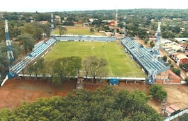 Estadio Luis Salinas de Itauguá.