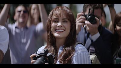 Ana Lucía Domínguez en el papel de Camila, en la serie Pálpito.