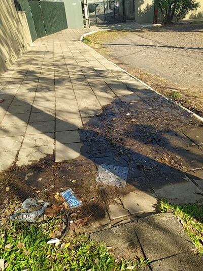 Este medidor de agua de la Essap pierde hace semanas.