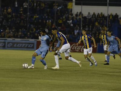 Resistencia le sacó la victoria a Luqueño en el último minuto