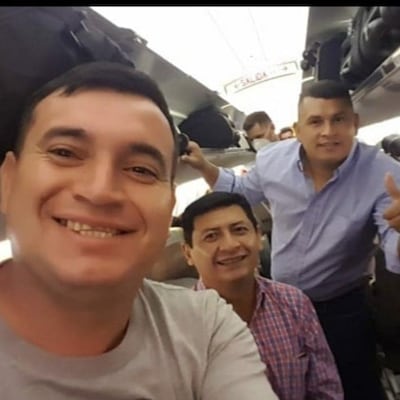 Directivos del ascenso rumbo a Montevideo